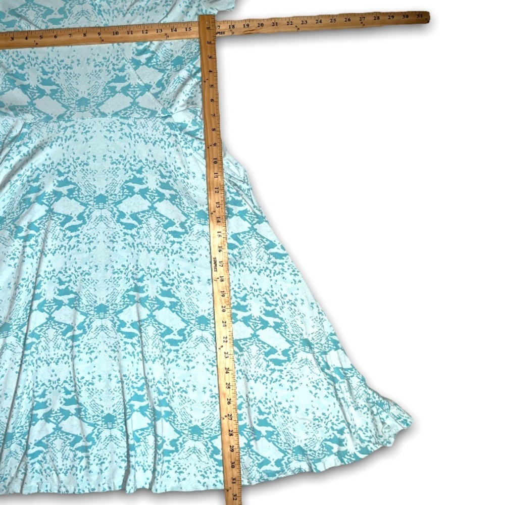 FRESH PRODUCE Coastal Faux Wrap Dress Teal Aqua Blue Reptile Snake Skin Print M - Picture 8 of 9